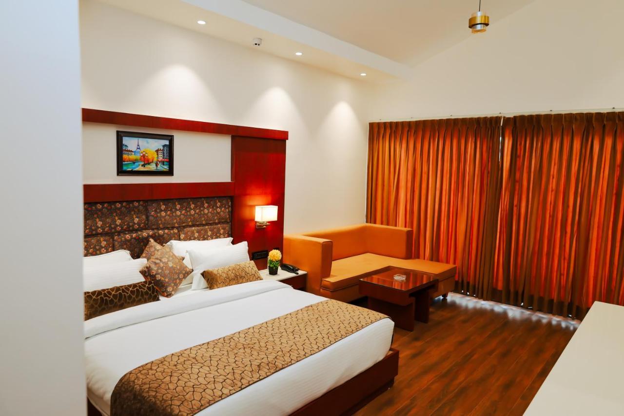 Oralia Resort Ashvem Beach Extérieur photo